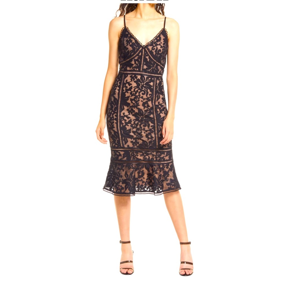 Beautiful Lulu’s cocktail dress. Size XL (12-14) NWT perfect for an evening out